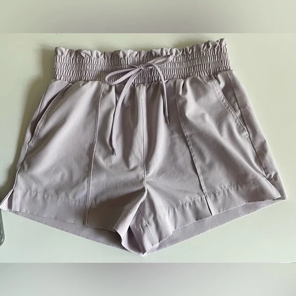 No Boundaries juniors shorts - M (7-9). - Picture 2 of 4